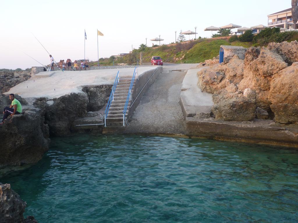 פיליאטרה Hotel Limenari מראה חיצוני תמונה