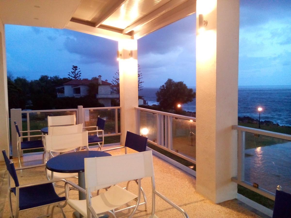 פיליאטרה Hotel Limenari מראה חיצוני תמונה