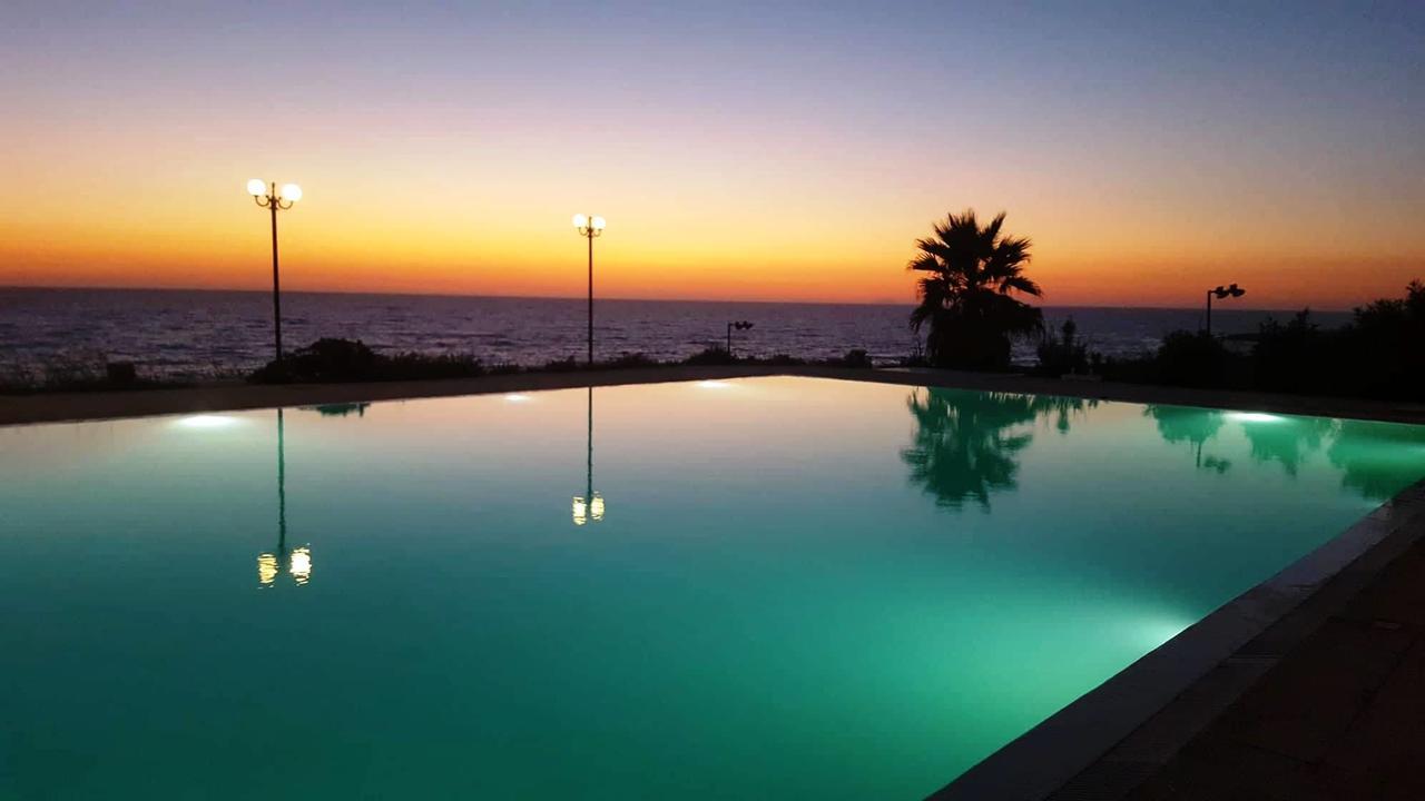 פיליאטרה Hotel Limenari מראה חיצוני תמונה